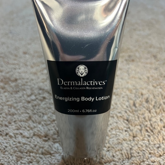 NWT Dermalactives energizing body lotion 200 ml - Picture 2 of 4